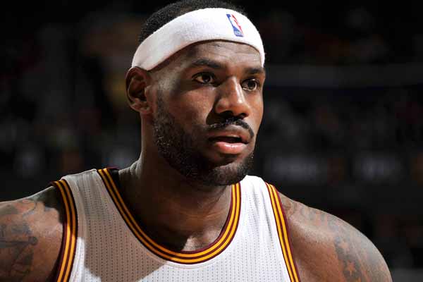 校园巡展与 校园巡展与